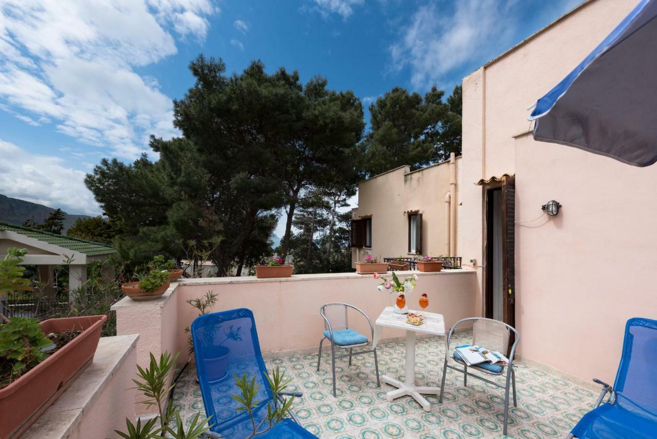 B&B Villa Il Carrubo San Vito Lo Capo Exterior photo